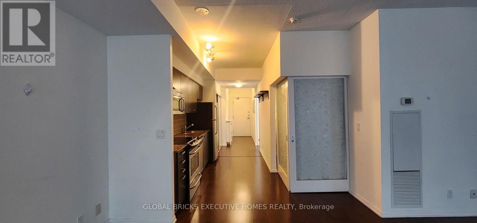 501 - 832 Bay Street, Toronto, Ontario  M5S 1Z6 - Photo 17 - C13219866
