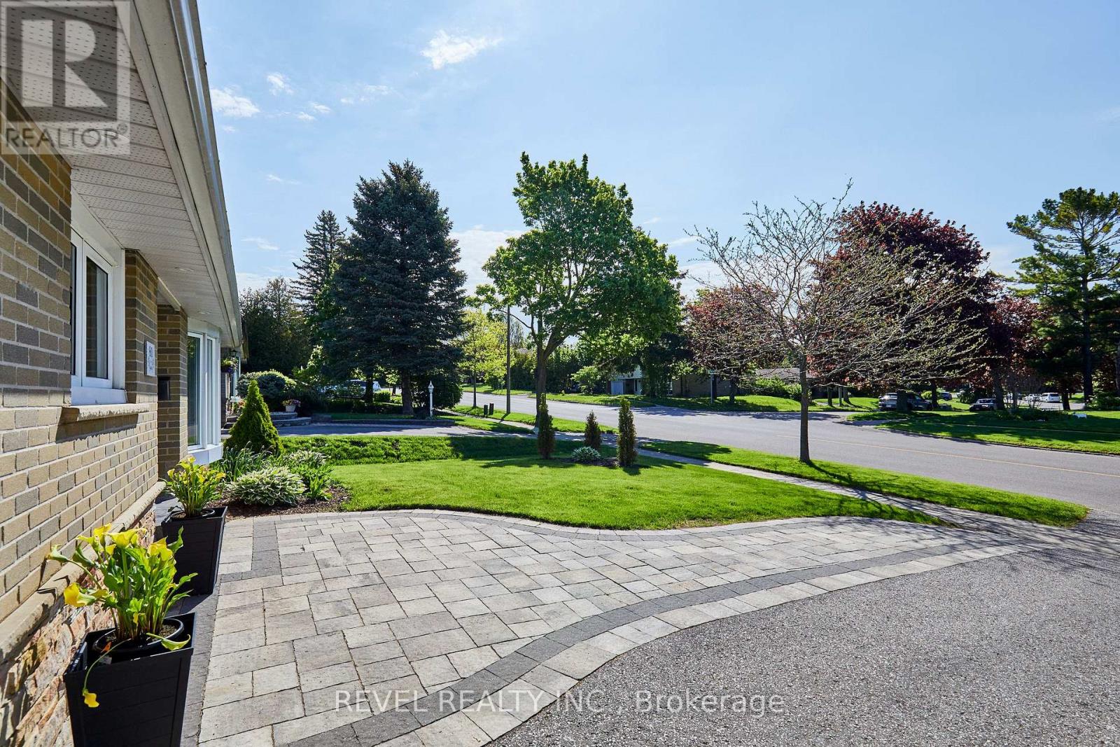 80 Clover Ridge Drive E, Ajax, Ontario  L1S 1G7 - Photo 4 - E13219876