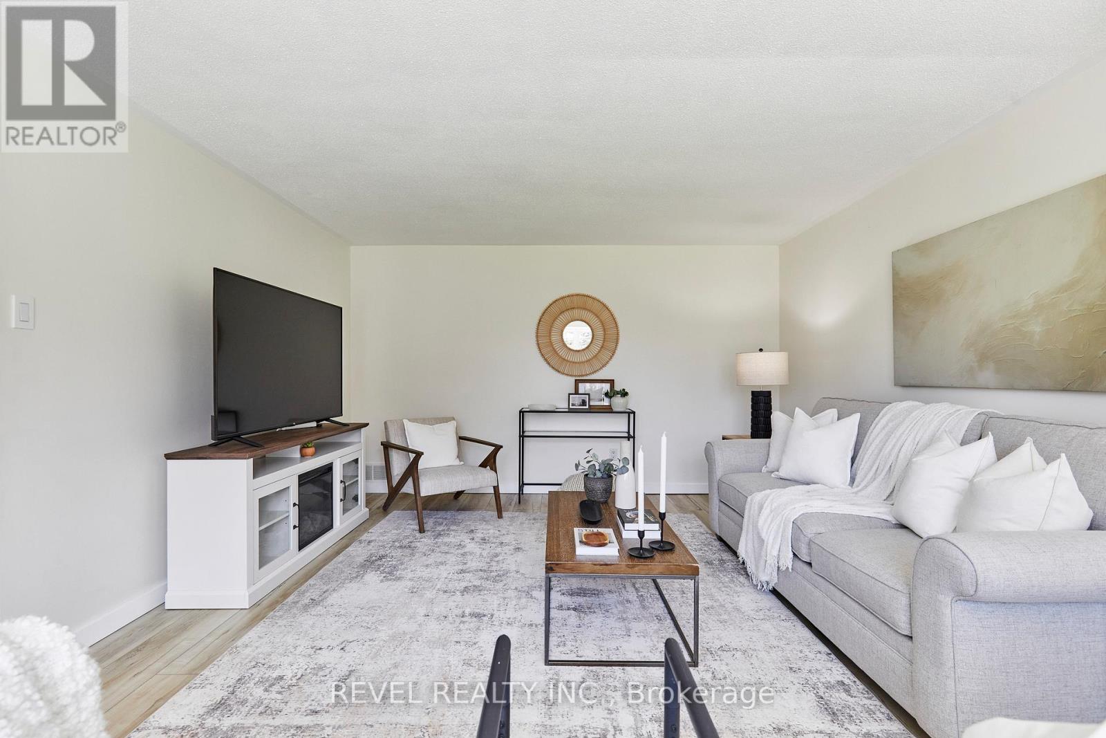 80 Clover Ridge Drive E, Ajax, Ontario  L1S 1G7 - Photo 7 - E13219876