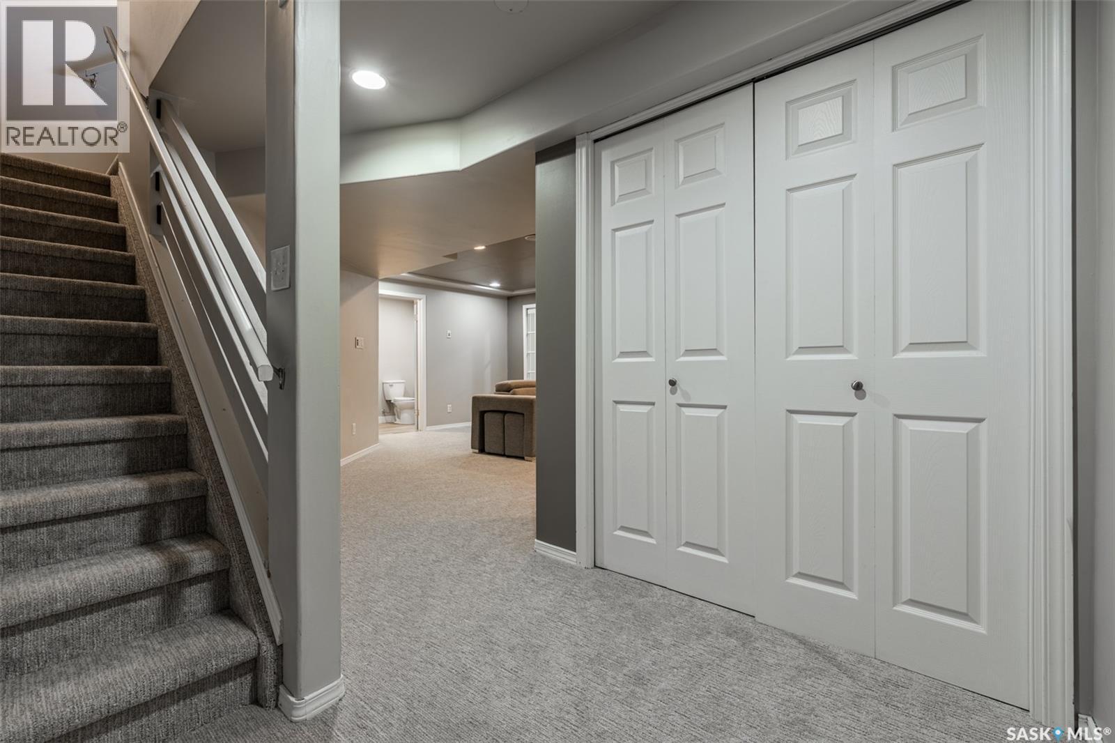 451 Buckwold Cove, Saskatoon, Saskatchewan  S7N 4W1 - Photo 28 - SK037368