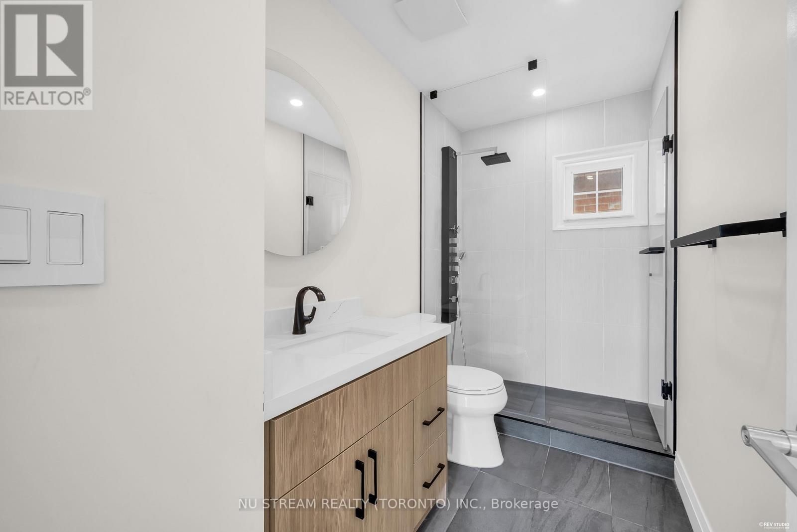 36 Crispin Court, Markham, Ontario  L3R 4G6 - Photo 30 - N13219834