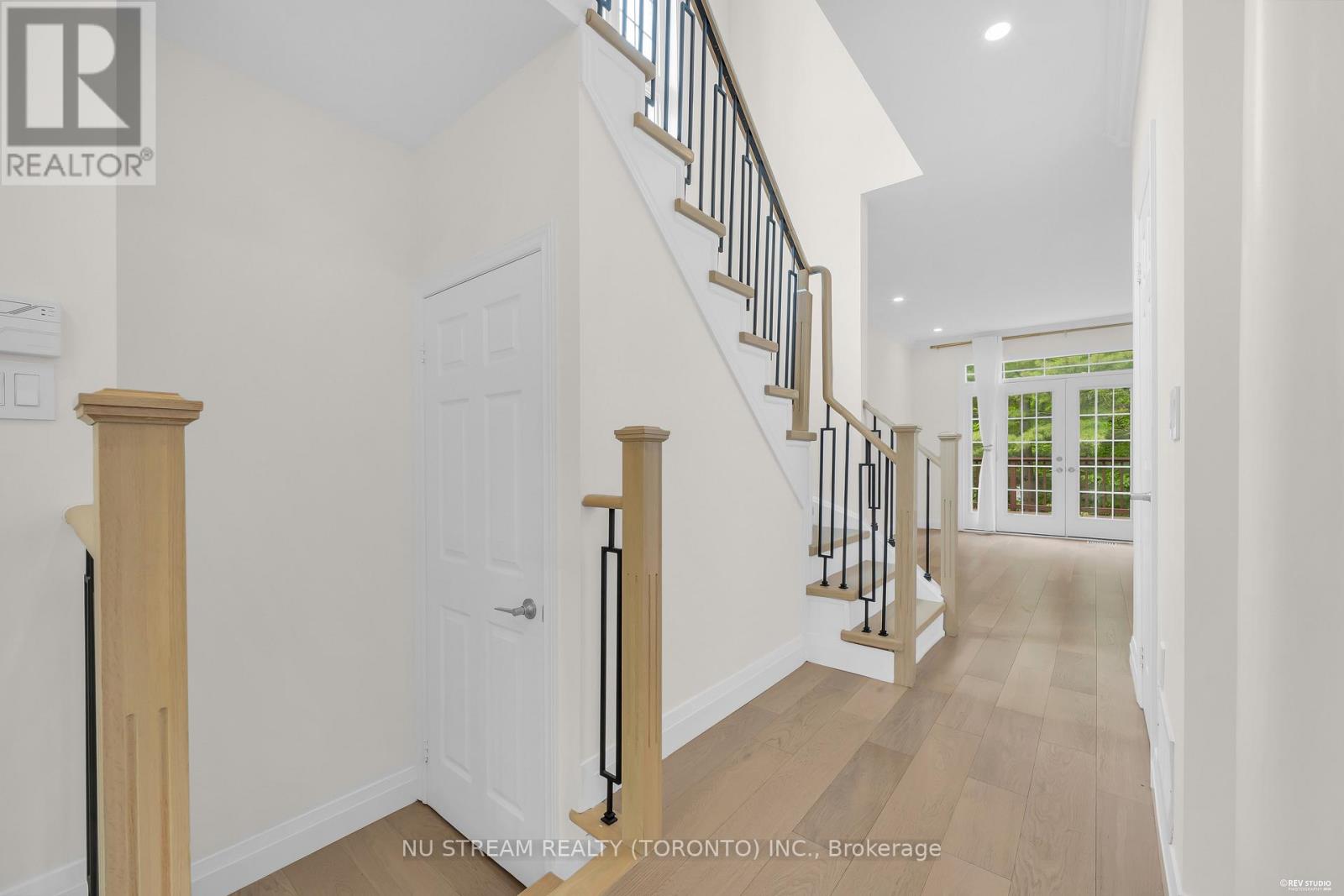 36 Crispin Court, Markham, Ontario  L3R 4G6 - Photo 9 - N13219834