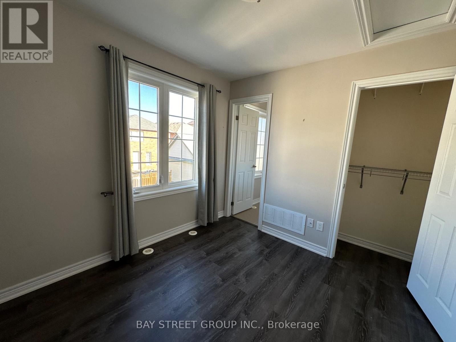 Coach - 21 Duncan Road, Markham, Ontario  L6B 0T5 - Photo 12 - N13219836