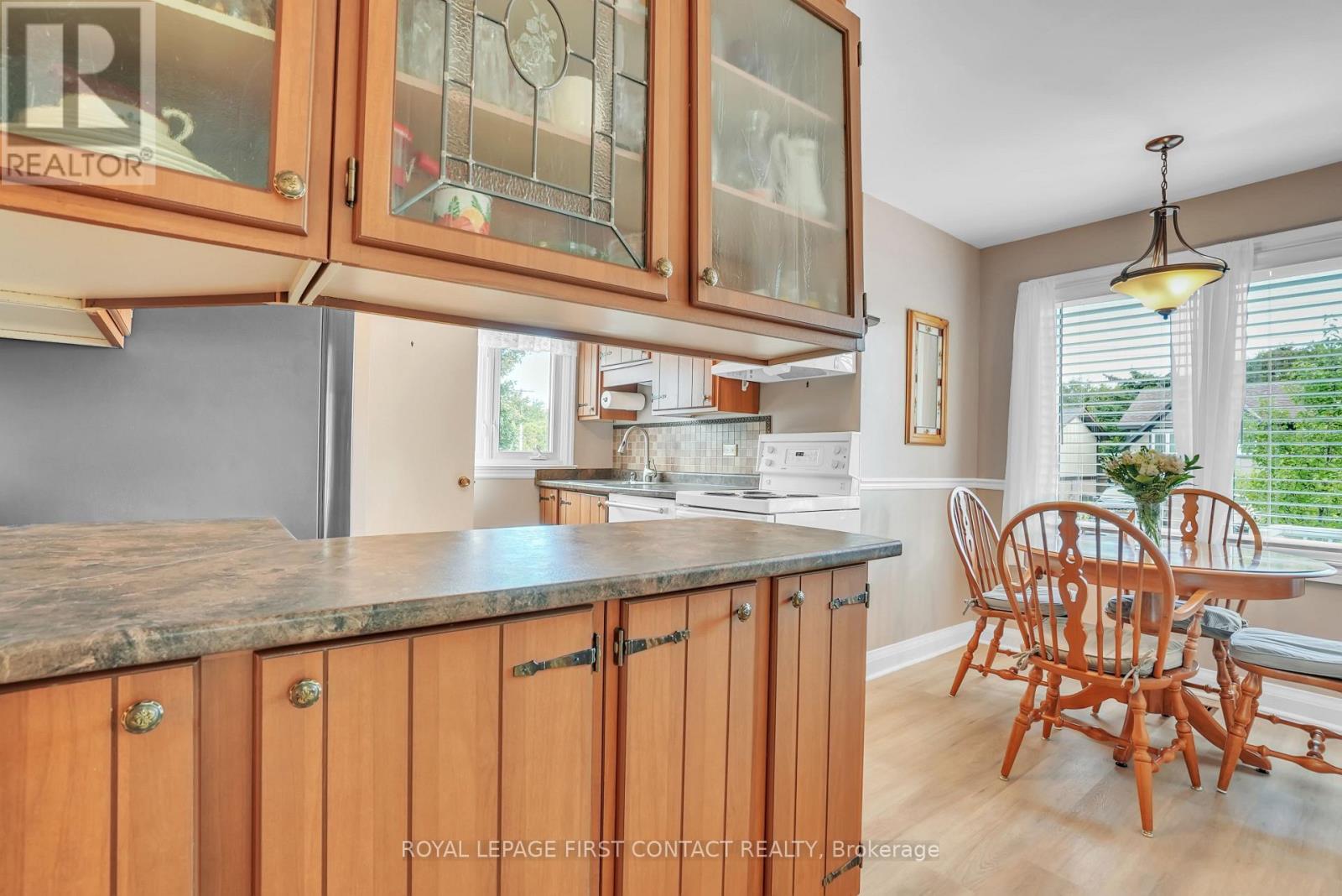 204 Dominion Drive, Clearview (Stayner), Ontario  L0M 1S0 - Photo 15 - S13219900