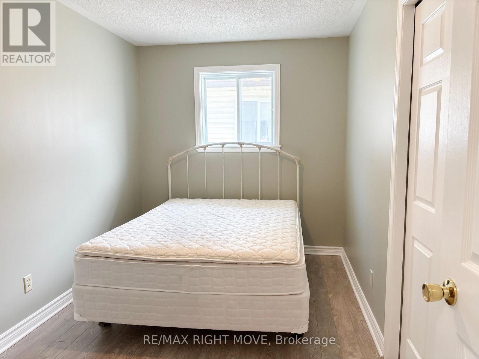 20 Christine Place, Orillia, Ontario  L3V 7P1 - Photo 8 - S13219938