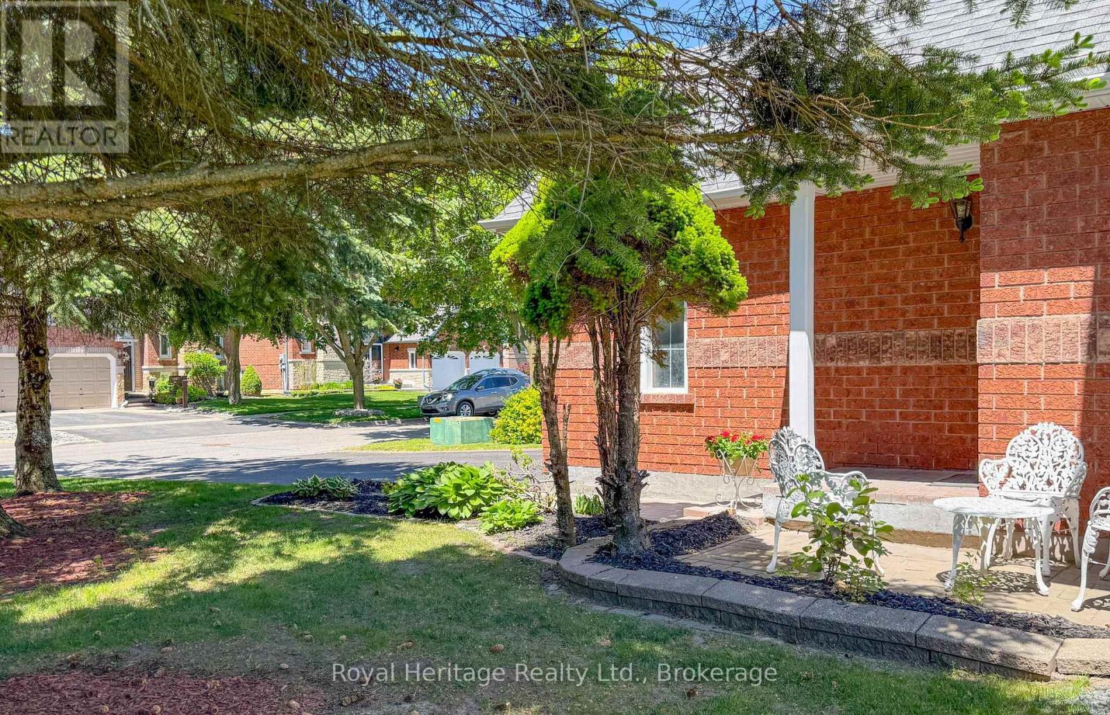 1692 Edenwood Drive, Oshawa, Ontario L1G 7Y5 - Photo 10 - E13220030