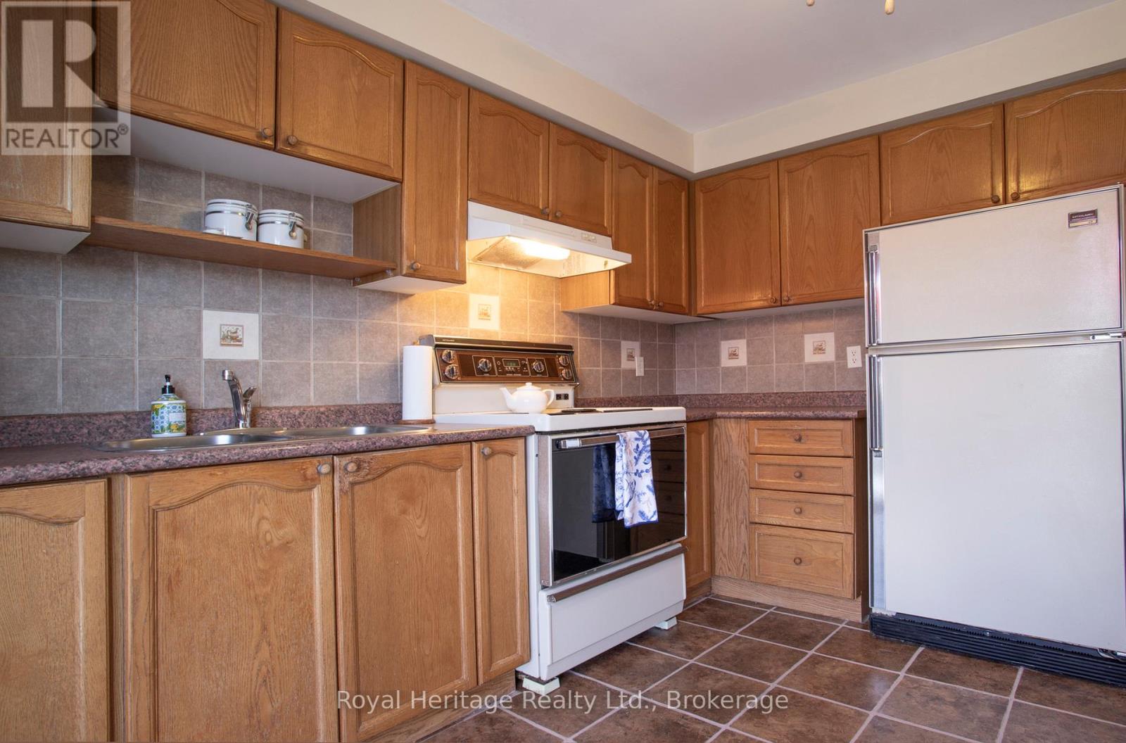 1692 Edenwood Drive, Oshawa, Ontario L1G 7Y5 - Photo 20 - E13220030
