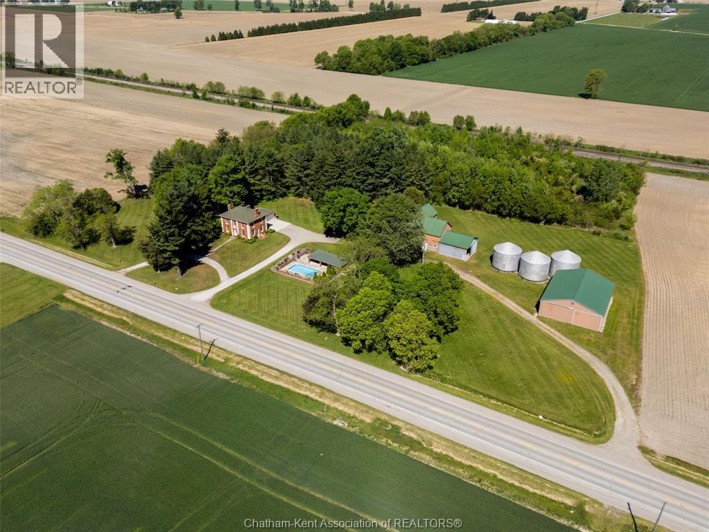 11179 Longwoods Road, Thamesville, Ontario  N0P 2K0 - Photo 2 - 26012580