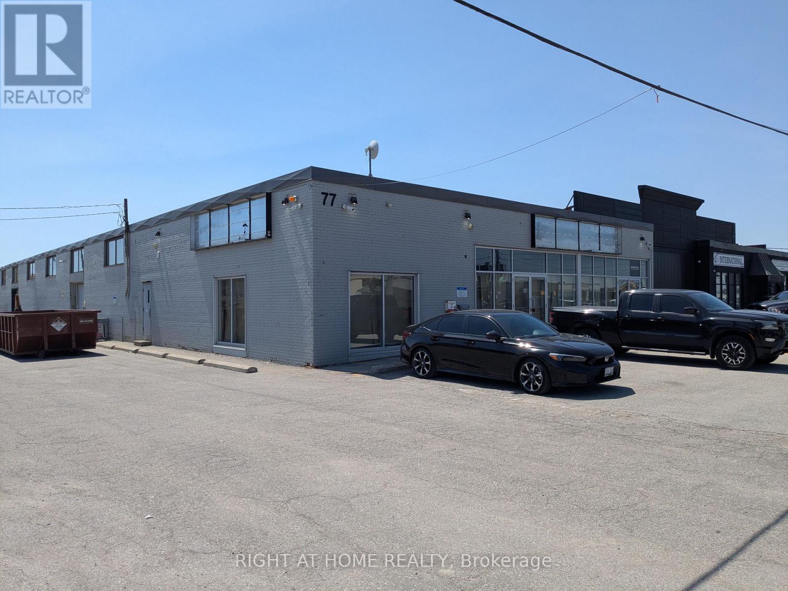 77 Densley Avenue, Toronto, Ontario  M6M 2P5 - Photo 2 - W13219824