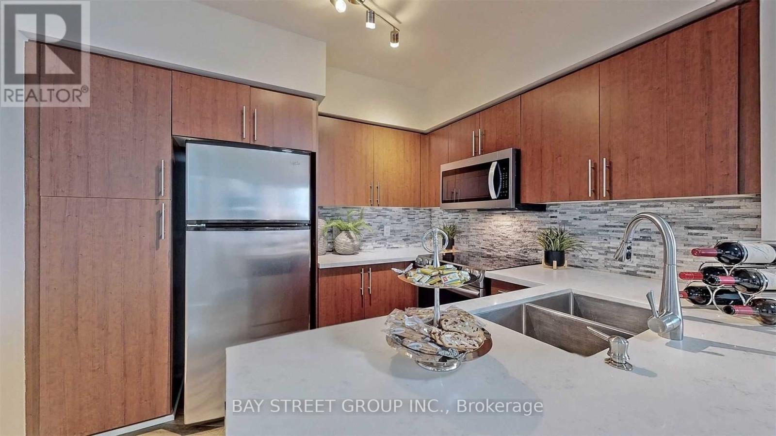 2207 - 2230 Lake Shore Boulevard W, Toronto, Ontario  M8V 1A5 - Photo 13 - W13219878