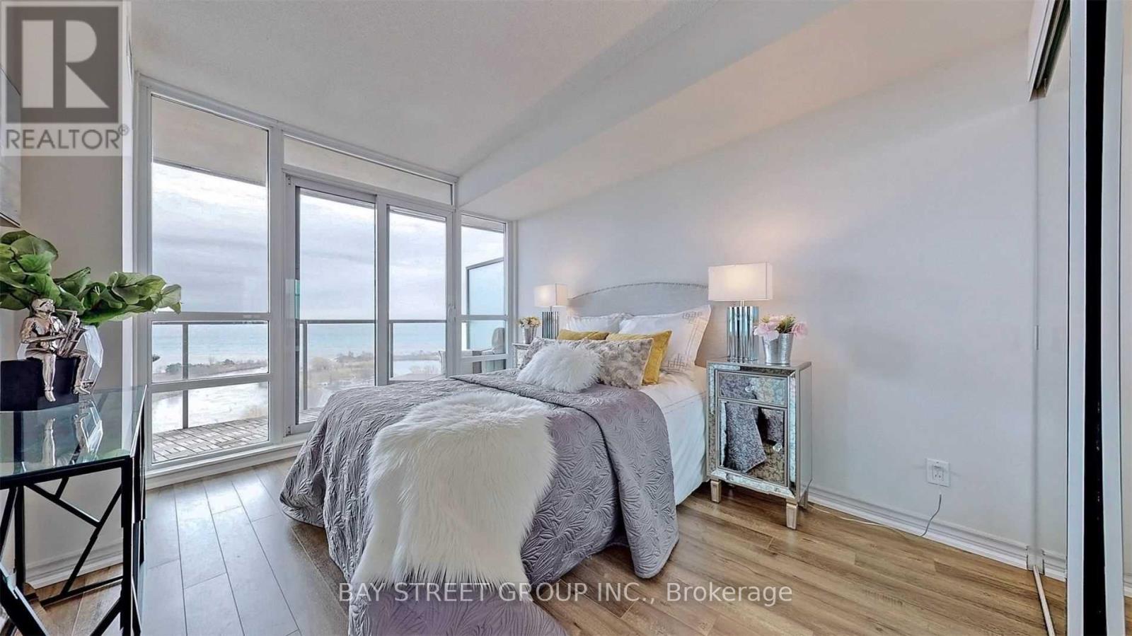 2207 - 2230 Lake Shore Boulevard W, Toronto, Ontario  M8V 1A5 - Photo 15 - W13219878