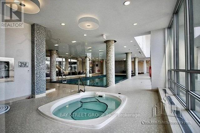 2207 - 2230 Lake Shore Boulevard W, Toronto, Ontario  M8V 1A5 - Photo 8 - W13219878