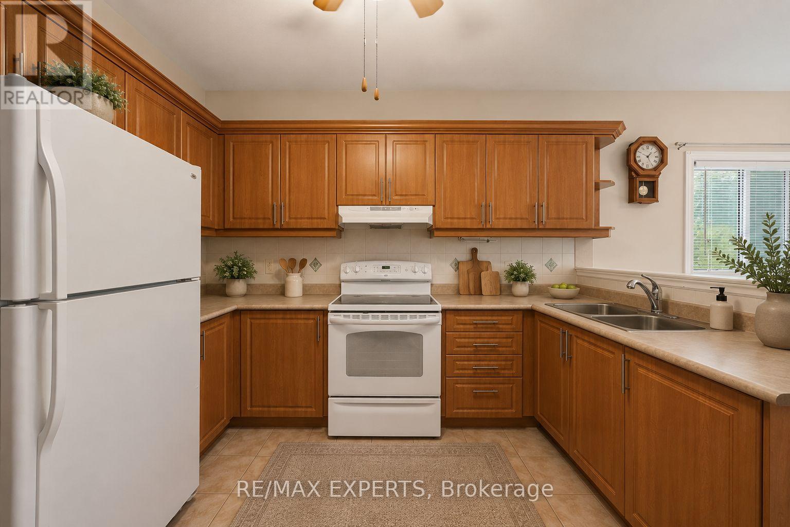 115 Harvest Moon Drive, Caledon, Ontario  L7E 2K7 - Photo 11 - W13219880