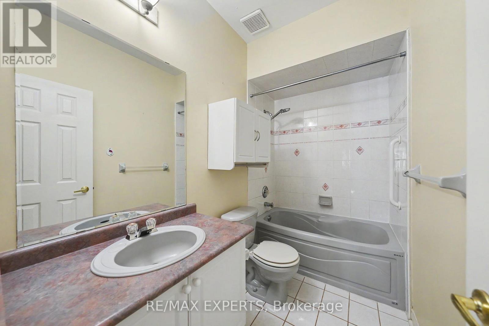 115 Harvest Moon Drive, Caledon, Ontario  L7E 2K7 - Photo 17 - W13219880