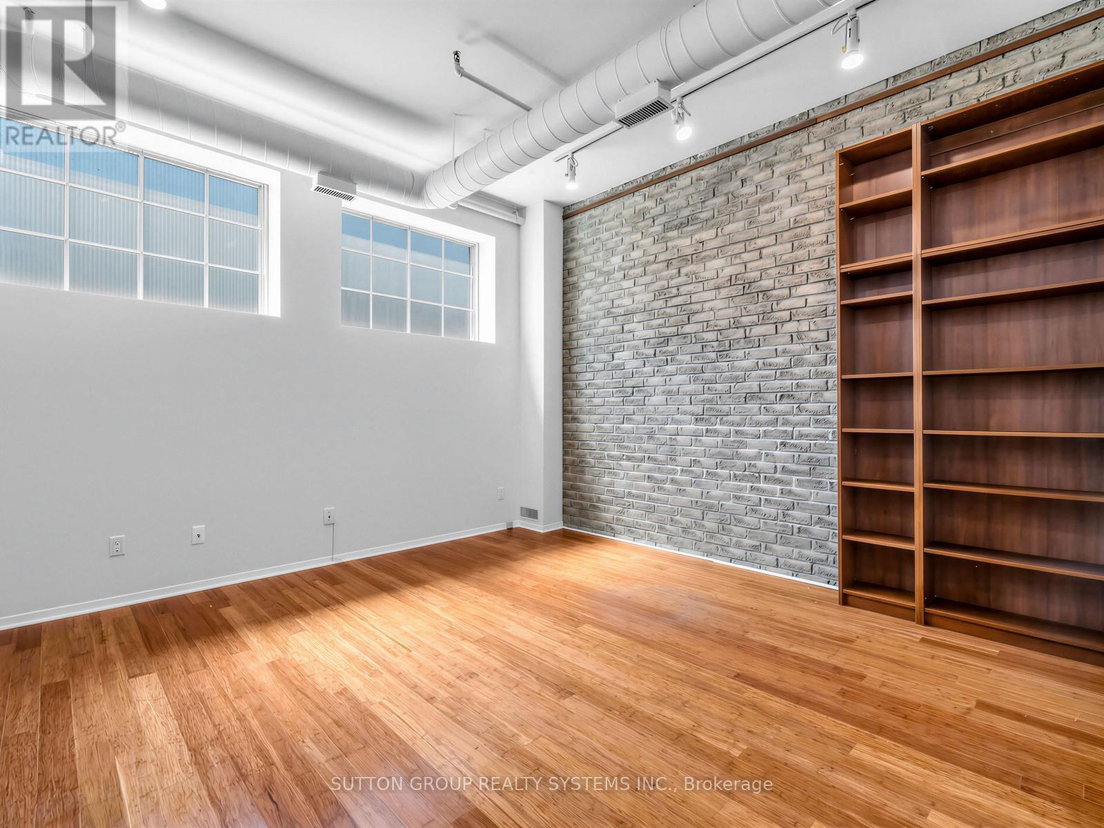 5 - 6 Bartlett Avenue W, Toronto, Ontario  M6H 3E7 - Photo 9 - W13219952