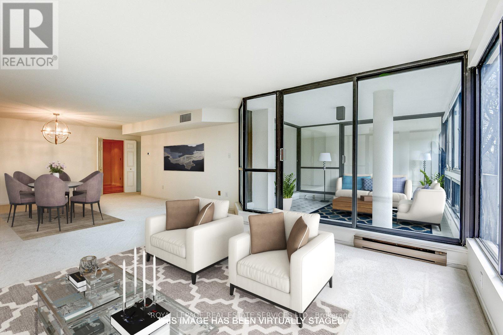 303 - 2545 Bloor Street W, Toronto, Ontario  M6S 1S1 - Photo 4 - W13219970