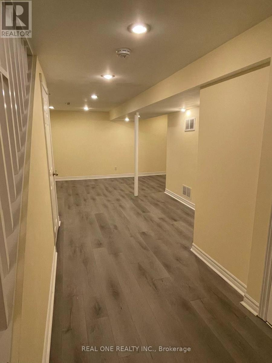 6972 Cordingley Crescent, Mississauga, Ontario  L5N 4Z3 - Photo 11 - W13219980