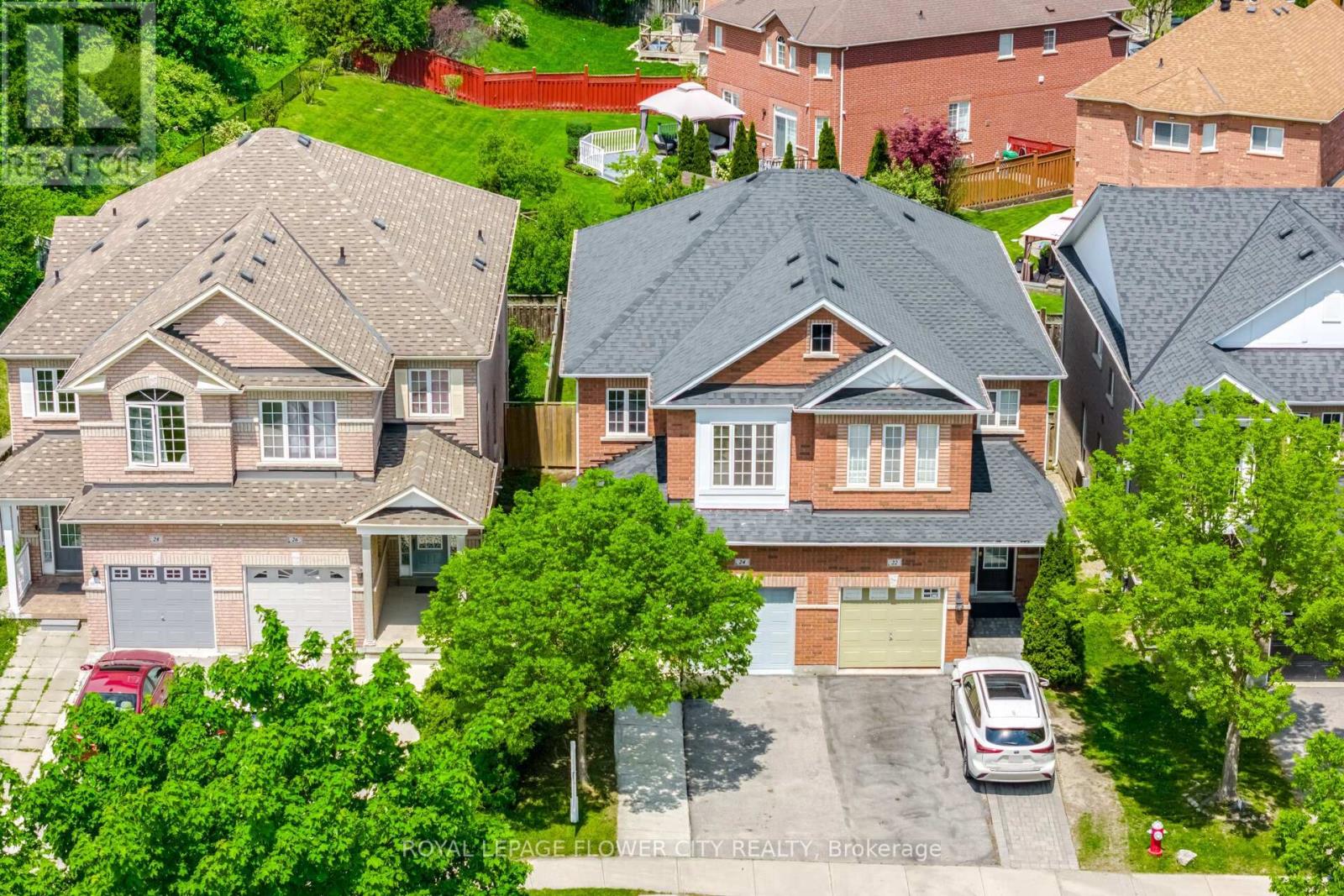 24 Martree Crescent, Brampton, Ontario  L6V 4R3 - Photo 3 - W13219990