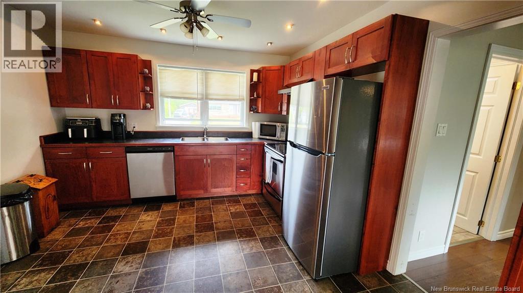 340 Beaconsfield Crescent, Saint John, New Brunswick  E2M 2H8 - Photo 23 - NB140747
