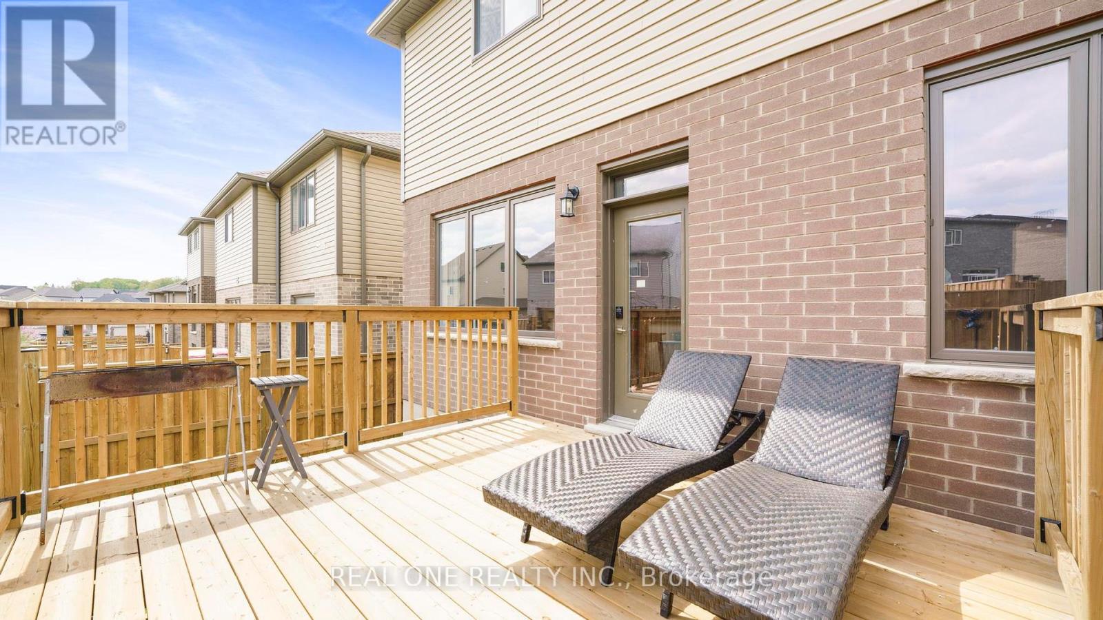 164 Mountain Holly Court, Waterloo, Ontario  N2V 0E1 - Photo 30 - X13219826