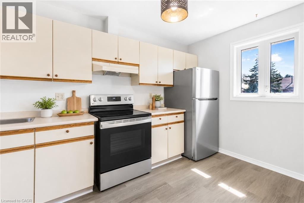 122 Bunting Road Unit# 54, St. Catharines, Ontario  L2P 3X7 - Photo 3 - 40833912