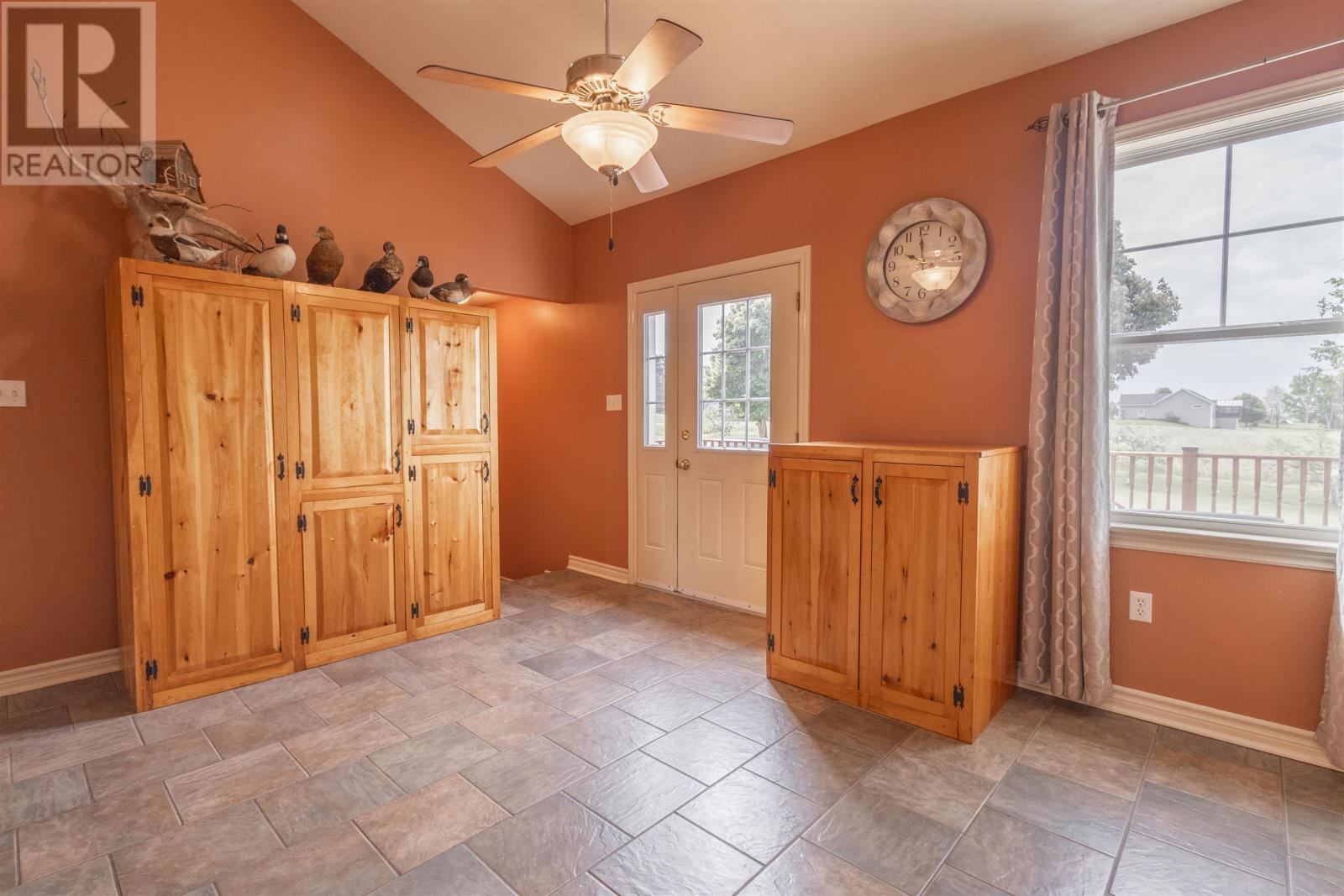 279 Riverview Crescent, Vernon Bridge, Prince Edward Island  C0A 2E0 - Photo 11 - 202612724