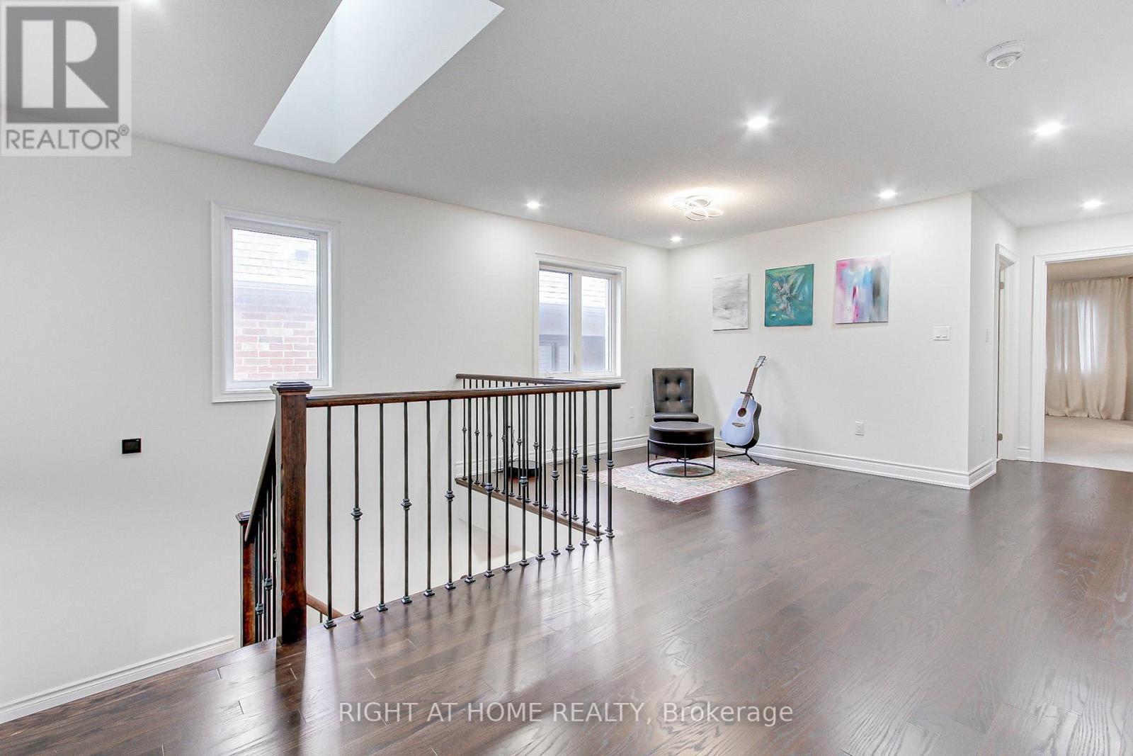 29 Pear Blossom Way, East Gwillimbury, Ontario  L9N 0T3 - Photo 17 - N13220058