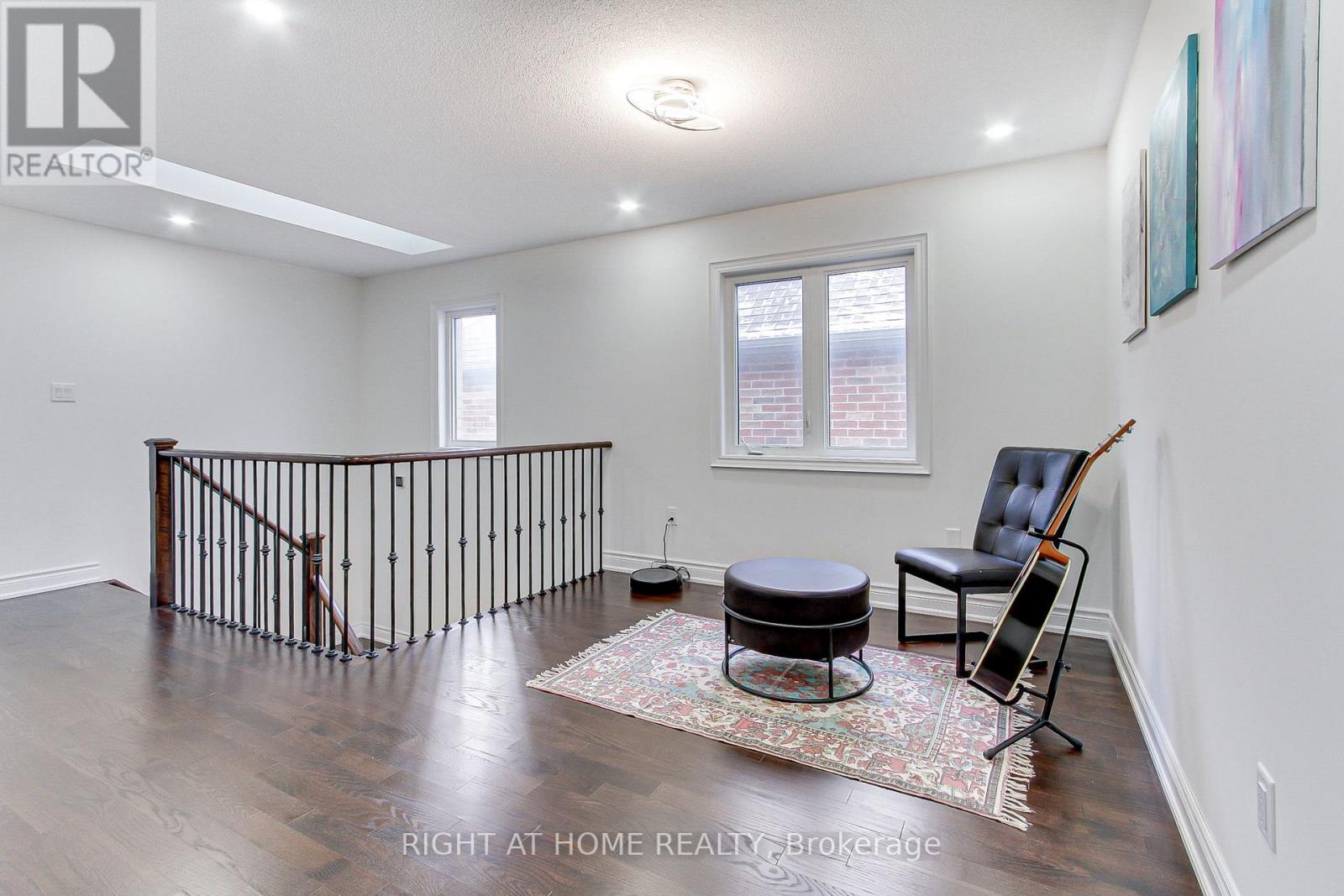 29 Pear Blossom Way, East Gwillimbury, Ontario  L9N 0T3 - Photo 18 - N13220058