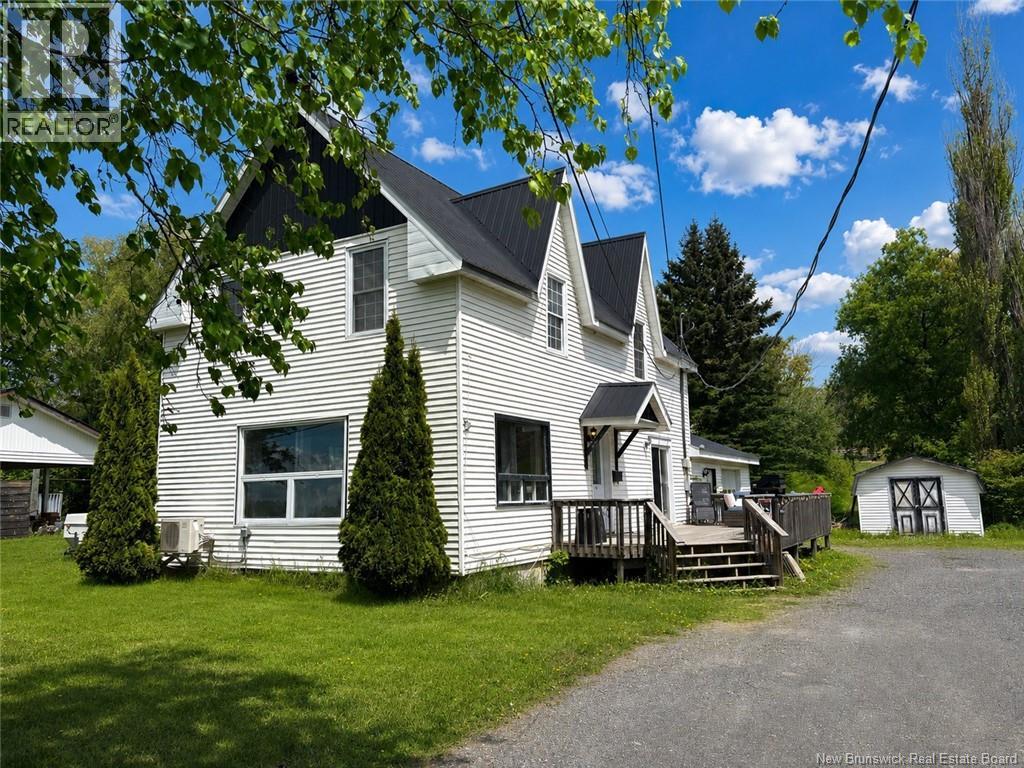 166 Main Street, Hartland, New Brunswick  E7P 2M5 - Photo 3 - NB140567