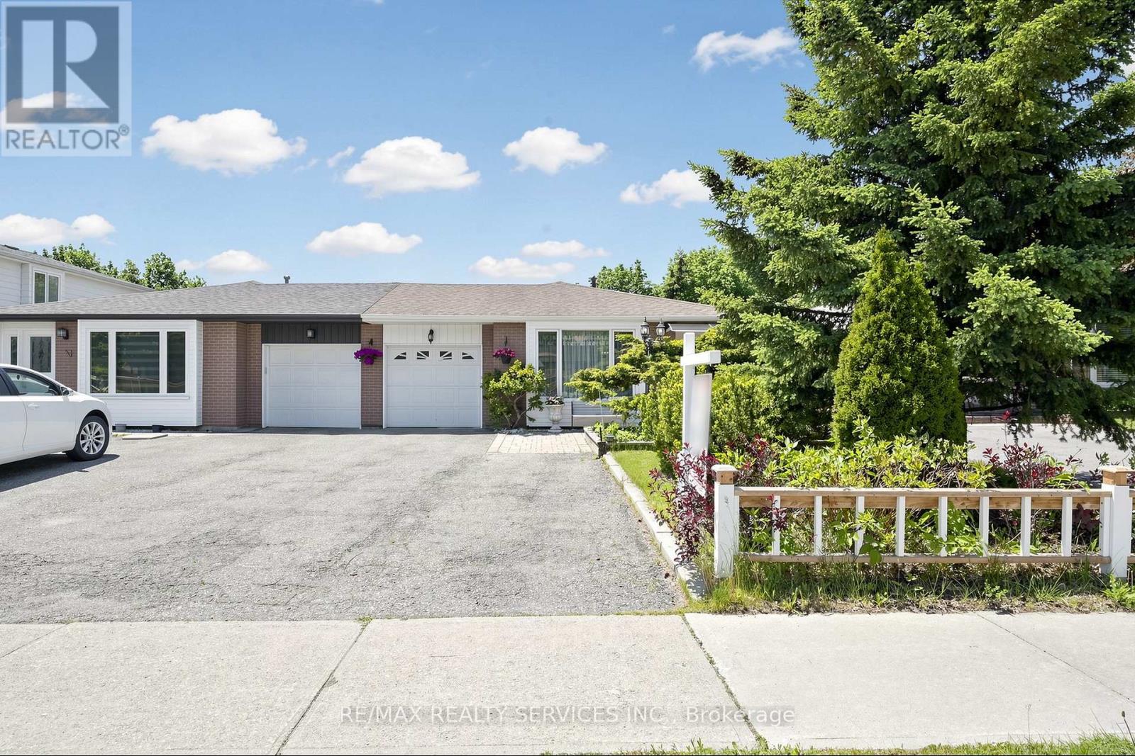 36 GLENVALE BOULEVARD, Brampton, Ontario