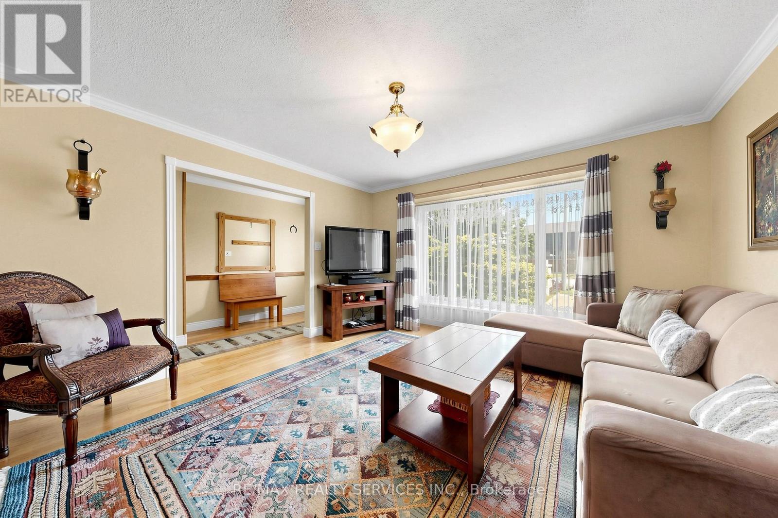 36 Glenvale Boulevard, Brampton, Ontario  L6S 1J1 - Photo 10 - W13220012