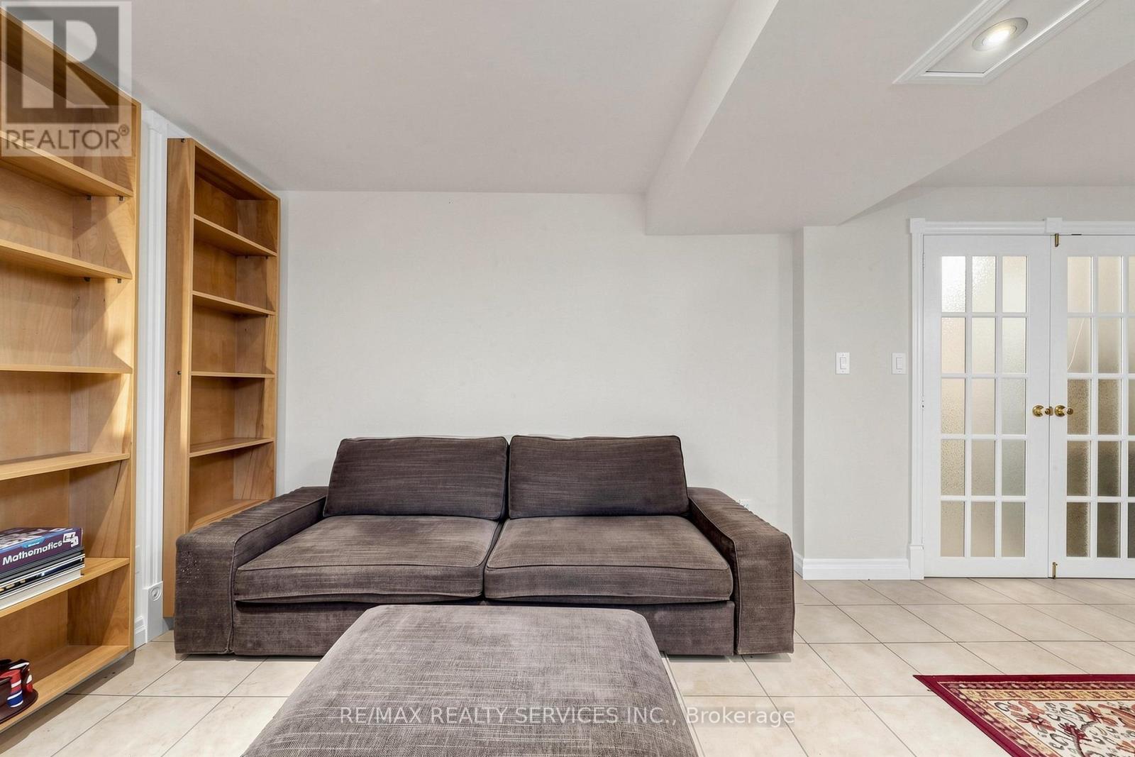 36 Glenvale Boulevard, Brampton, Ontario  L6S 1J1 - Photo 39 - W13220012