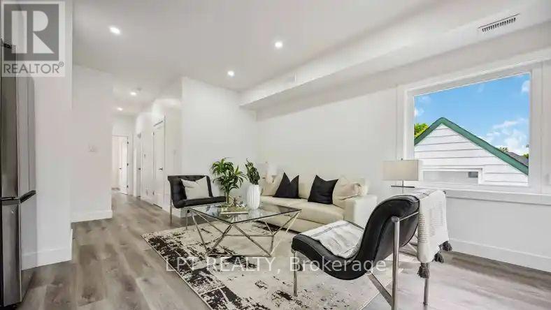 19 Hatfield Crescent, Toronto, Ontario  M9W 3R7 - Photo 10 - W13220016