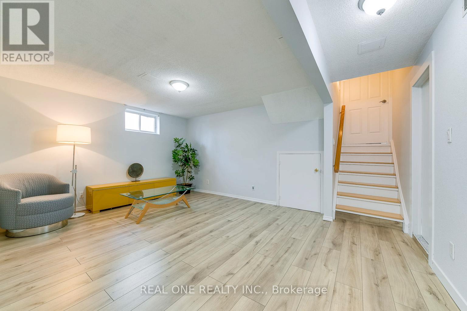 533 Tipperton Crescent, Oakville, Ontario  L6L 5E1 - Photo 42 - W13220018