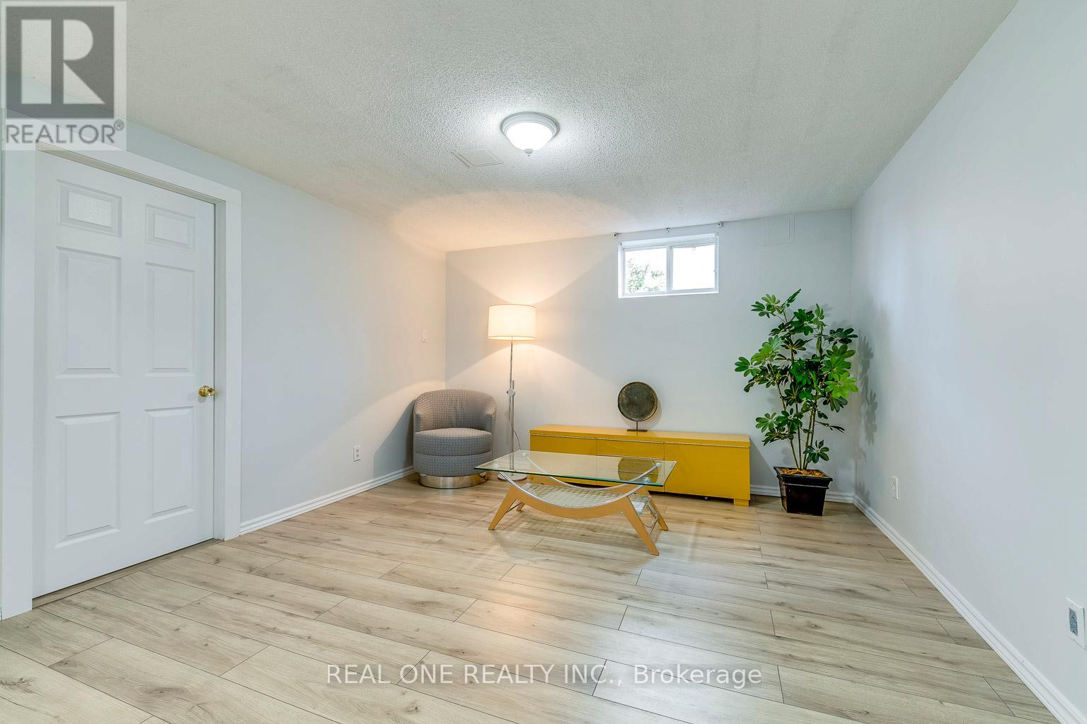 533 Tipperton Crescent, Oakville, Ontario  L6L 5E1 - Photo 43 - W13220018