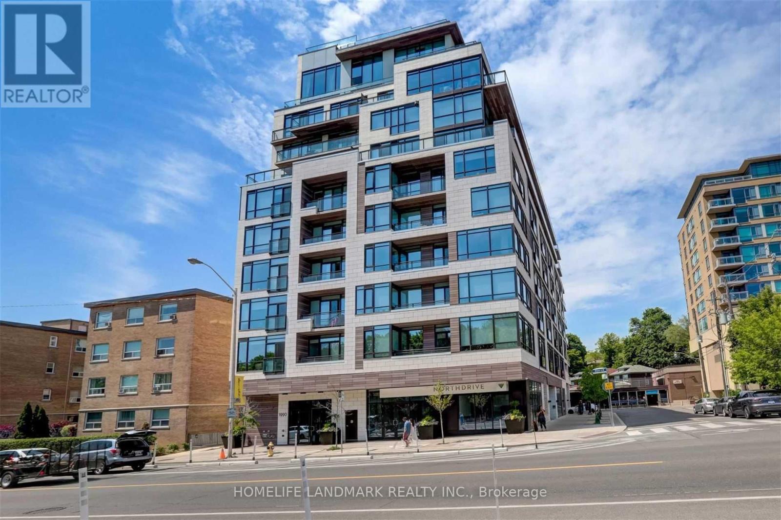 413 - 1990 BLOOR STREET W