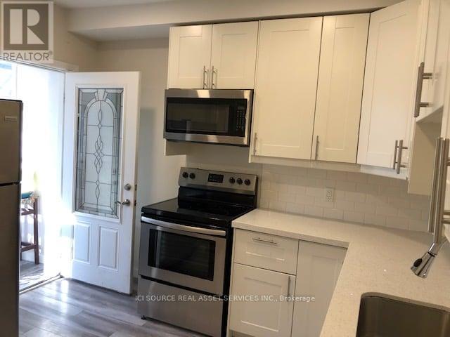 Main Fl - 16 Eastbourne Avenue, Hamilton, Ontario  L8M 2M7 - Photo 3 - X13220036