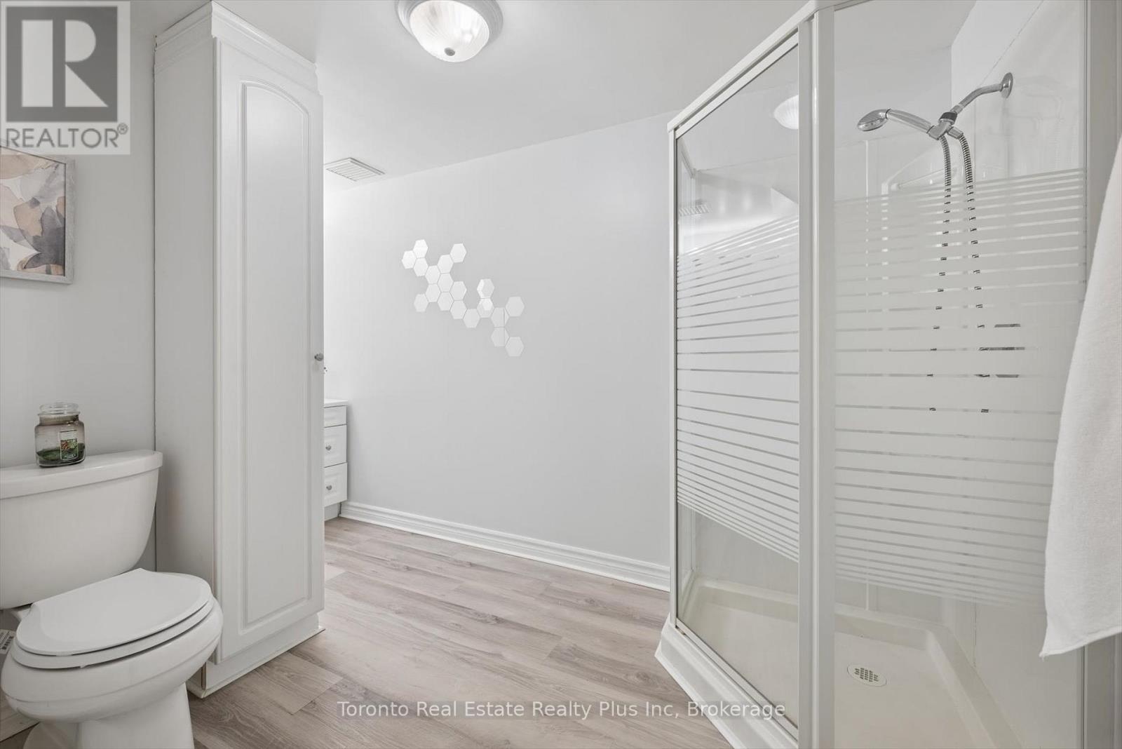 109 Ashberry Place, Waterloo, Ontario  N2T 1G8 - Photo 37 - X13220086