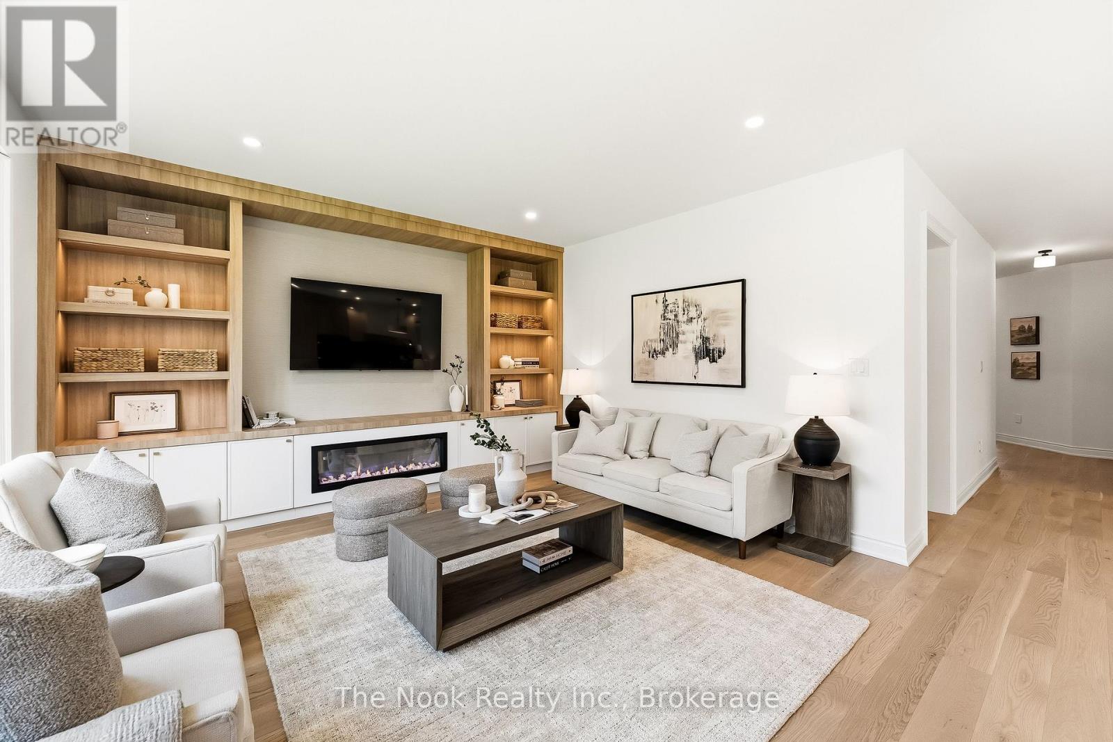 52 Nightingale Crescent, Whitby, Ontario  L1M 0H4 - Photo 6 - E13220114