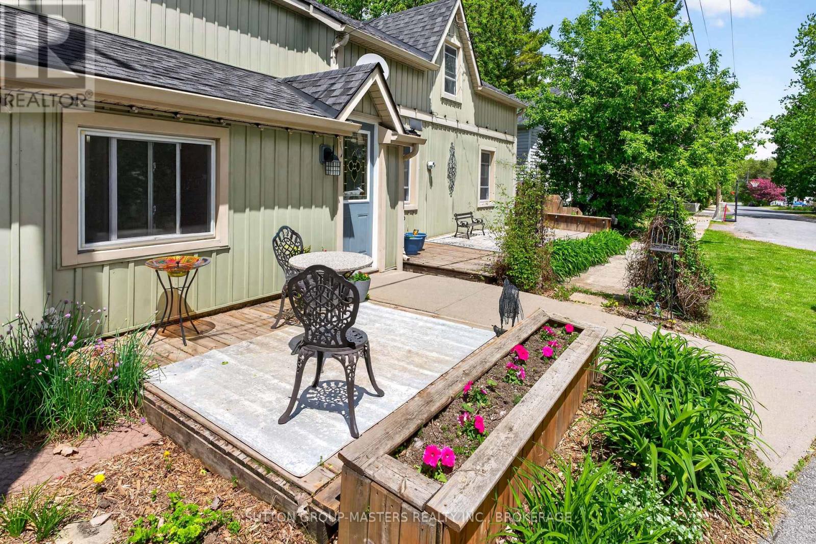 674 Hillview Road, Kingston, Ontario K7M 5E1 - Photo 3 - X13220144