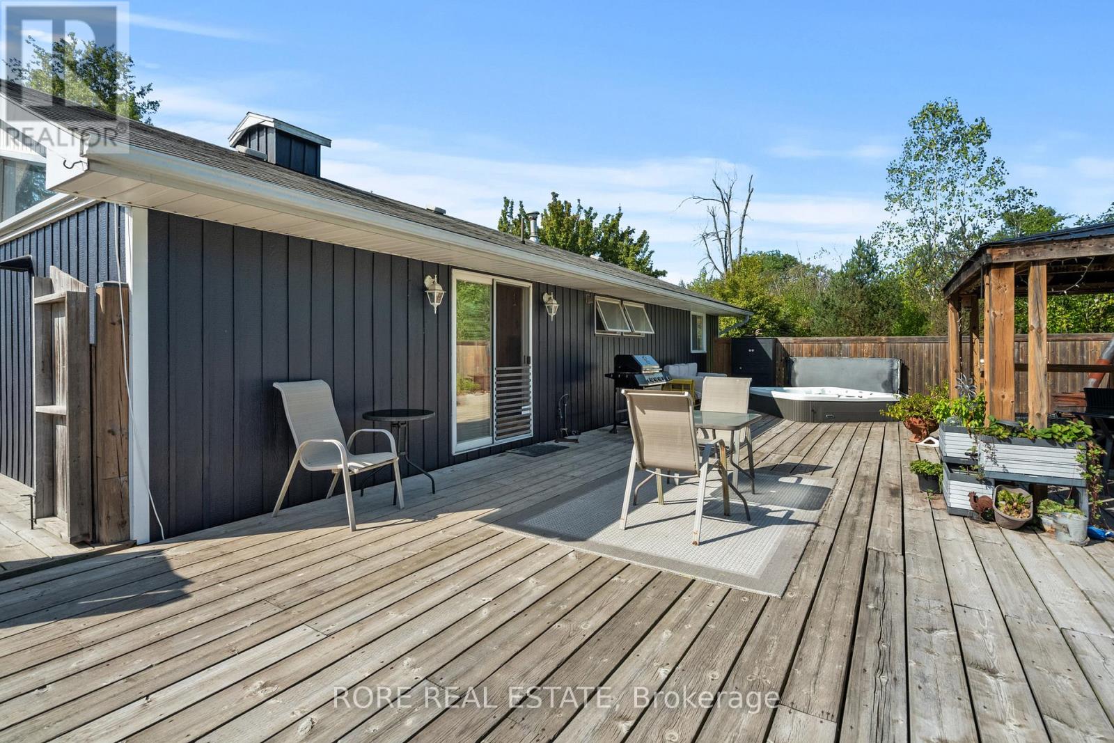 2858 Beach Avenue, Fort Erie (Ridgeway), Ontario L0S 1N0 - Photo 21 - X13220128