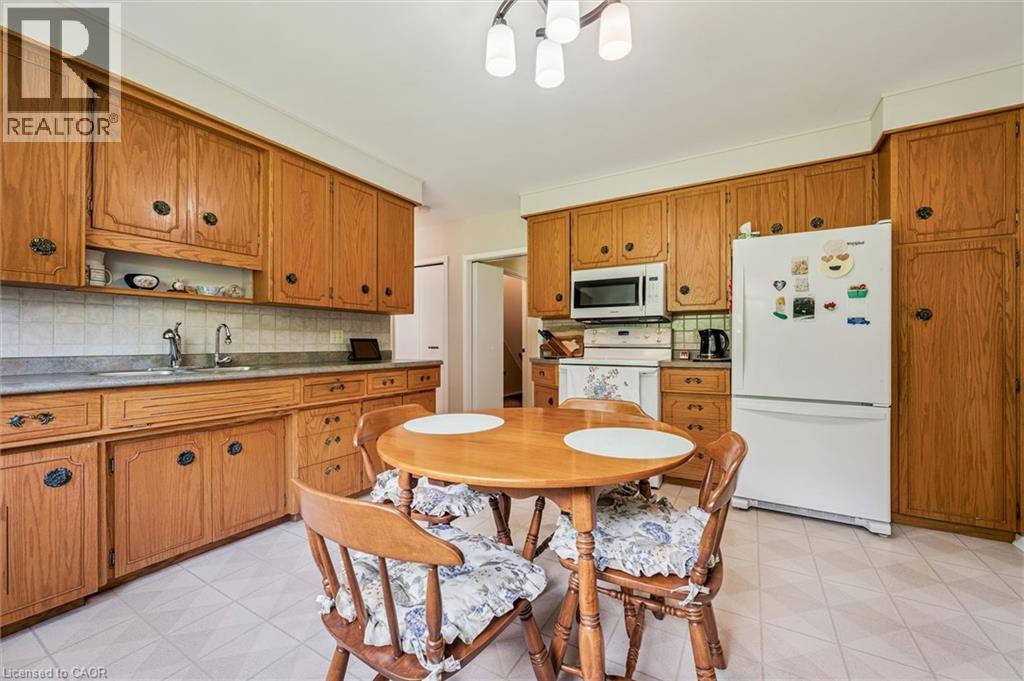 15 Cloverdale Crescent, Kitchener, Ontario  N2M 4X1 - Photo 12 - 40835173