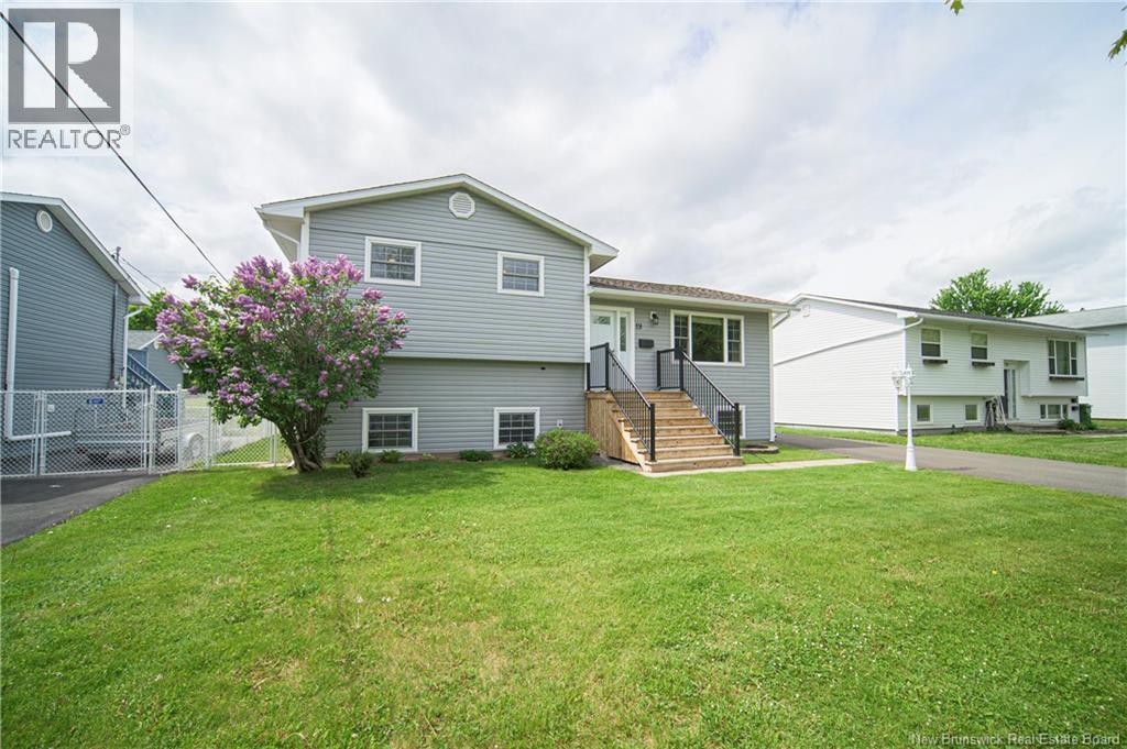 19 Hatheway Street, Fredericton, New Brunswick  E3B 6H4 - Photo 26 - NB140753