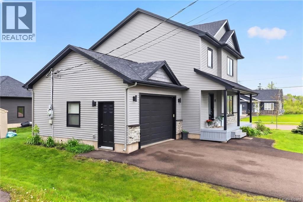 121 O'neill, Moncton, New Brunswick  E1A 9L9 - Photo 3 - NB136575