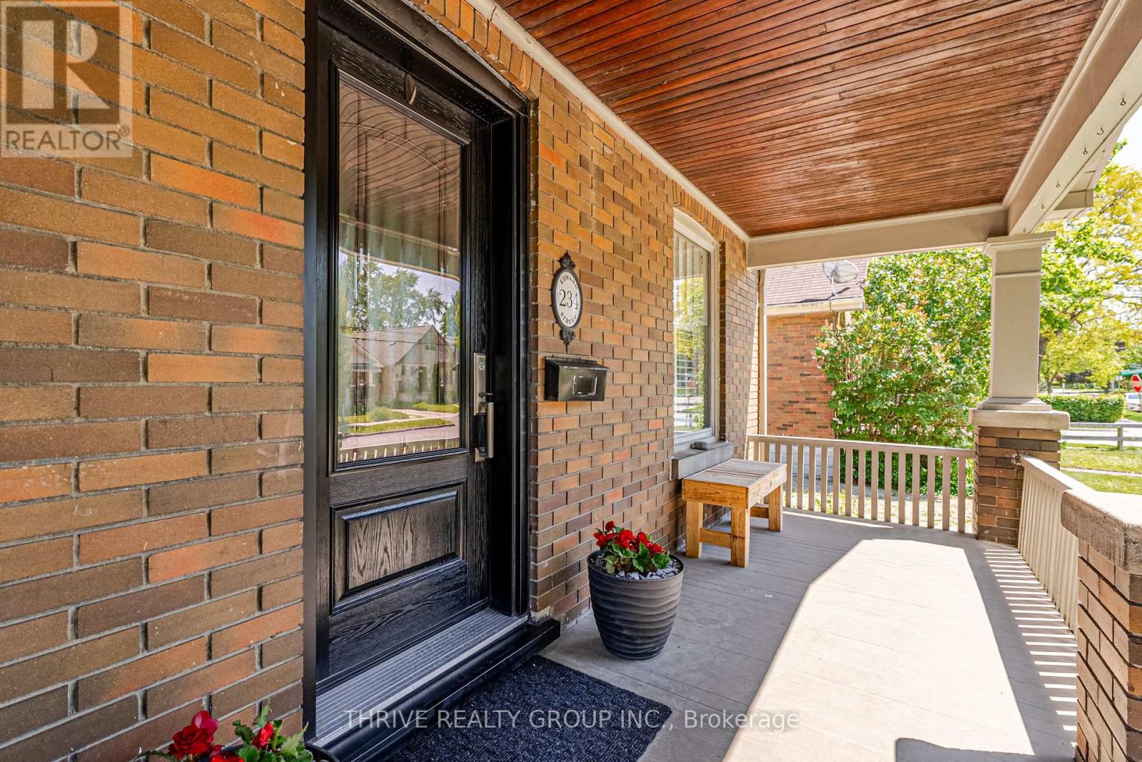234 Edward Street, London South (South G), Ontario  N6C 3J4 - Photo 2 - X13220214
