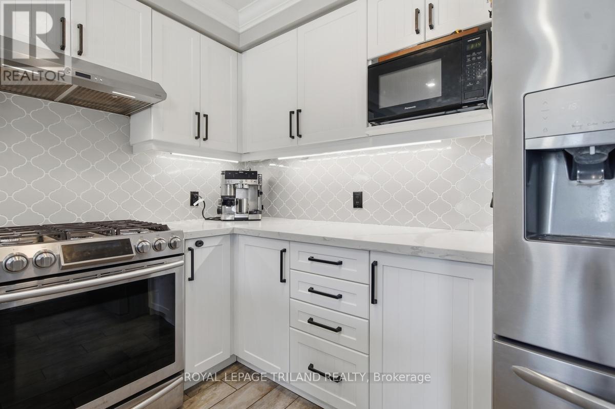 2700 Foxbend Link, London North, Ontario  N6G 0M7 - Photo 12 - X13220240