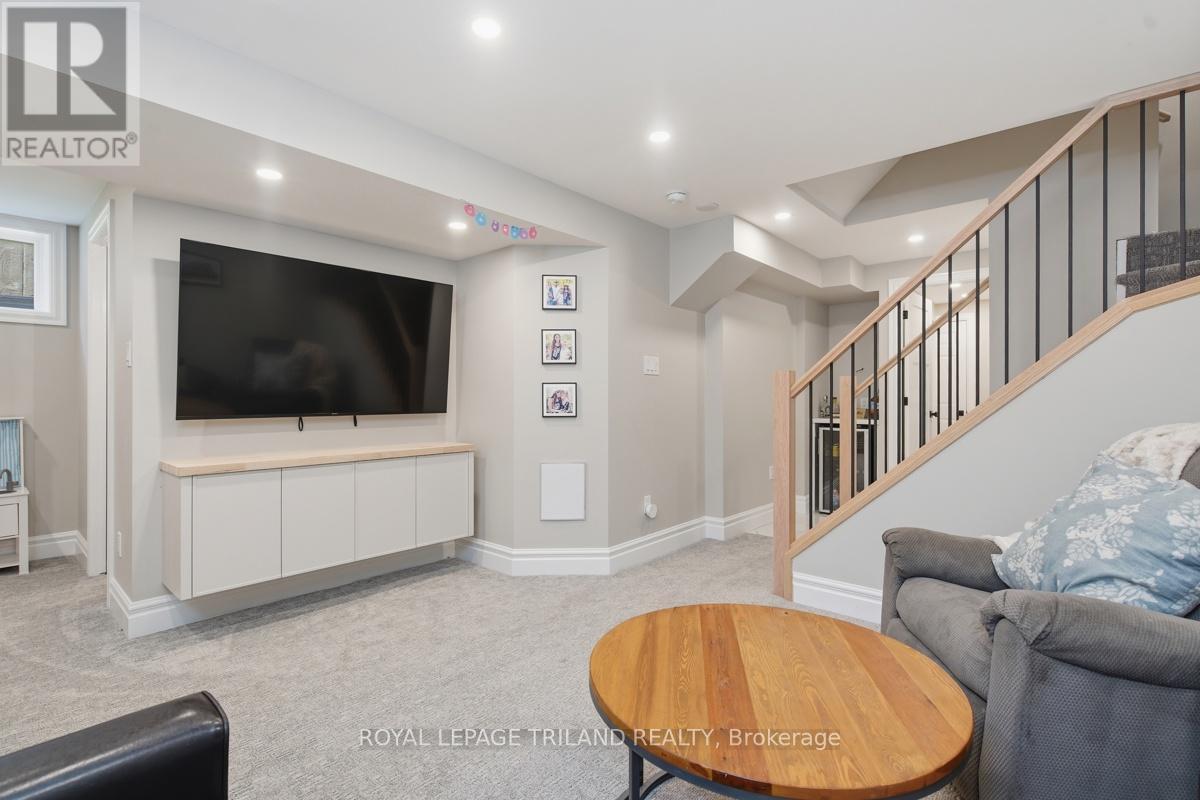 2700 Foxbend Link, London North, Ontario  N6G 0M7 - Photo 27 - X13220240
