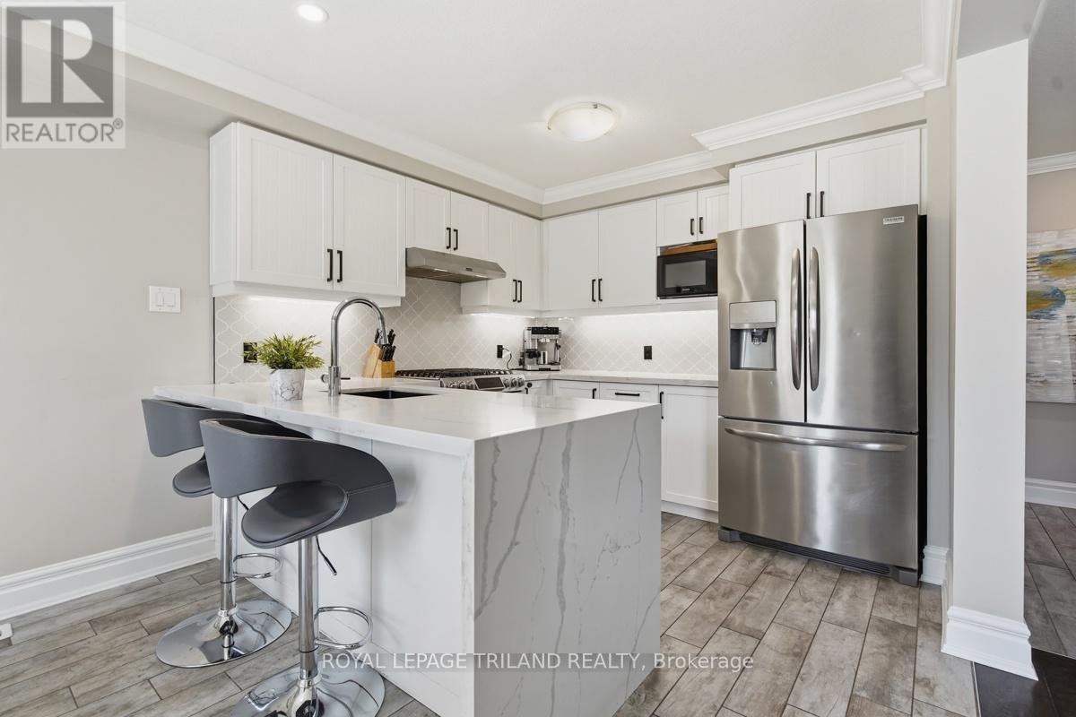 2700 Foxbend Link, London North, Ontario  N6G 0M7 - Photo 8 - X13220240