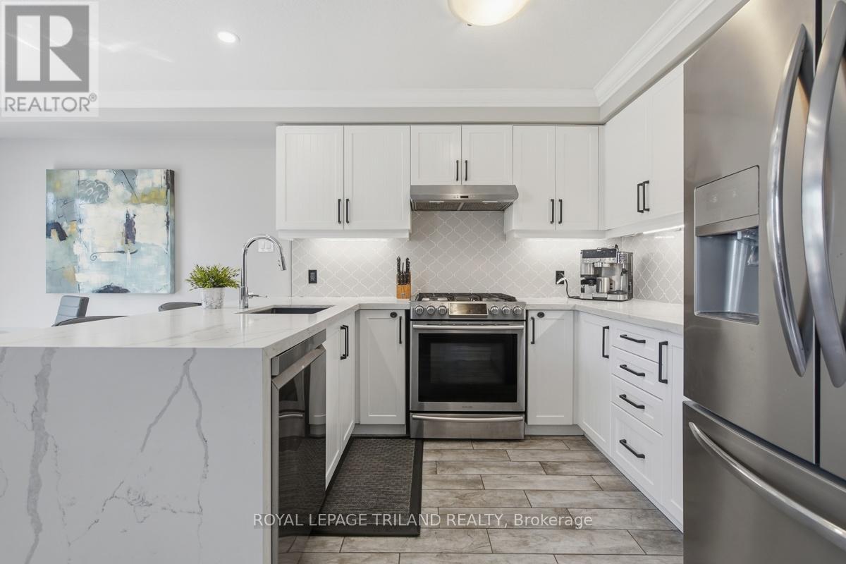 2700 Foxbend Link, London North, Ontario  N6G 0M7 - Photo 9 - X13220240