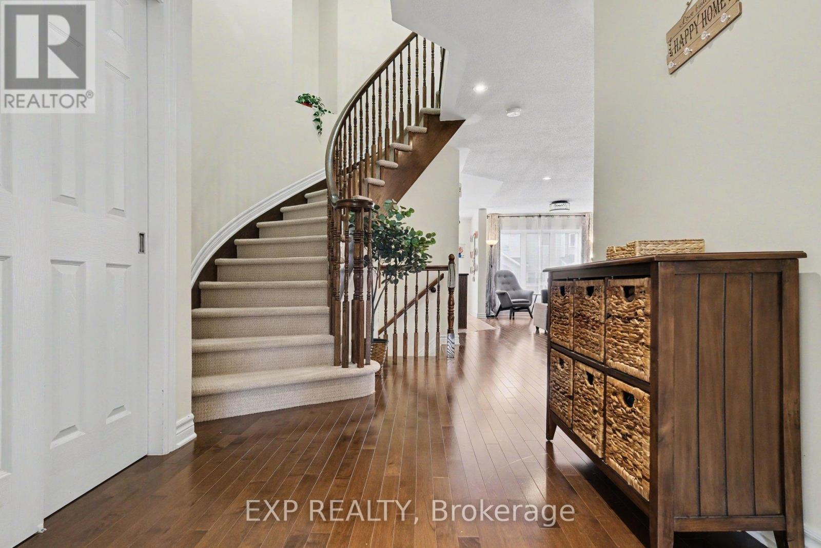 267 Garrity Crescent, Ottawa, Ontario  K2J 3T6 - Photo 5 - X13220252